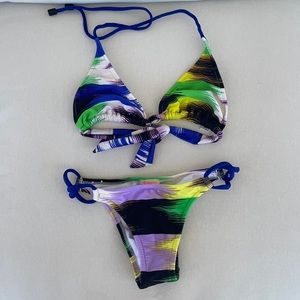 Salinas bikini NWT! Size US small but rubs small.
